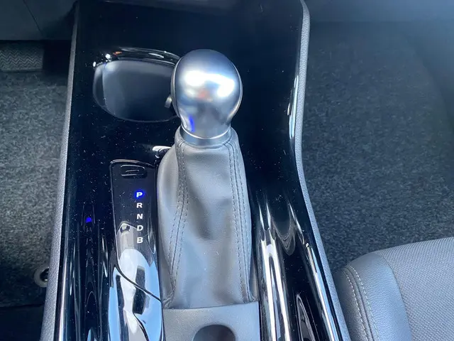 Toyota C-HR 2.0 Hybrid Dynamic 2024 Hybride Benzine 20