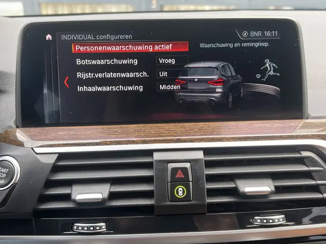 BMW X3 xDrive 30d High Executive M-Sport 2019 Diesel 25