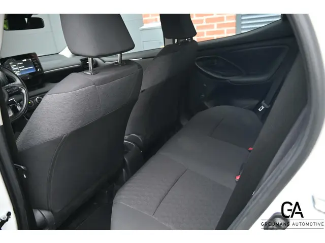 Toyota Yaris 1.0 VVT-i Comfort 2022 Benzine 6