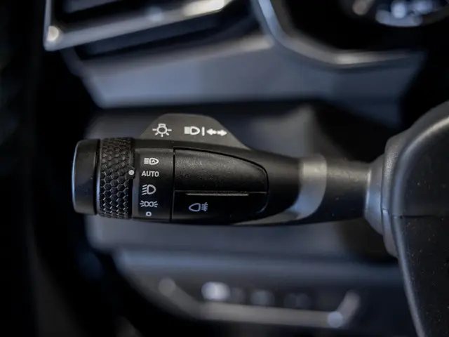 Lynk & Co 01 1.5 / 261pk / Blackstyle 2022 Hybride Benzine 31