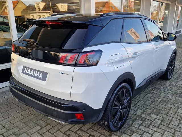 Peugeot 3008 1.6 HYbrid 225 GT 2022 Hybride Benzine 4