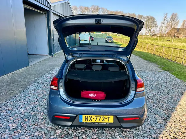 Kia Rio 1.0 TGDI ComfortPlusLine Navigator 2017 Benzine 10