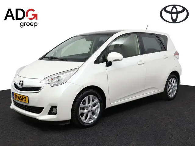 Toyota Verso-S 1.3 VVT-i Dynamic 2015 Benzine