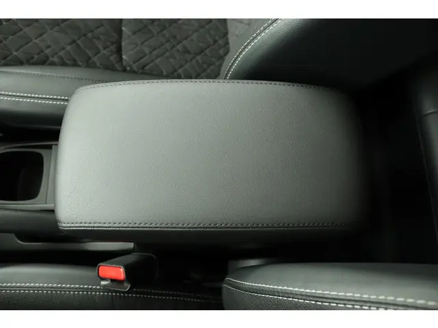 Suzuki Vitara 1.5 Hybrid Style 2022 Hybride Benzine 59