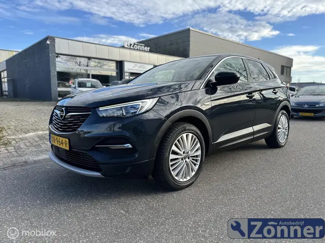 Opel Grandland X 2