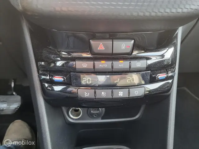 Peugeot 2008 1.2 PureTech Allure 2016 Benzine 15