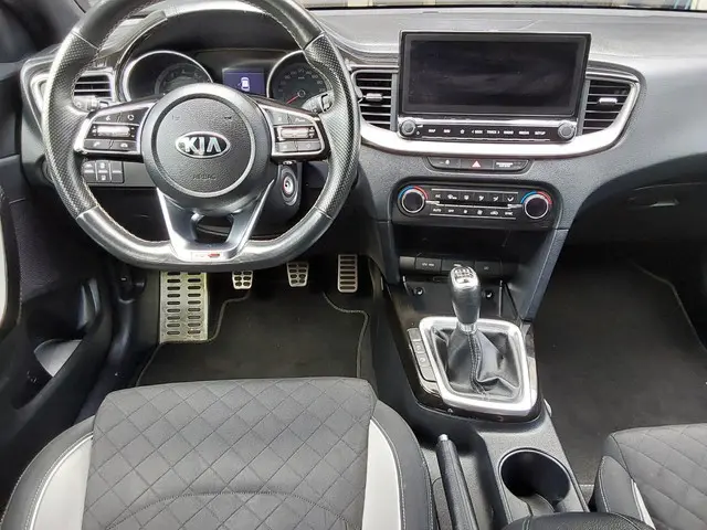 Kia Ceed 1.0 T-GDi GT-Line Edition 2021 Benzine 8