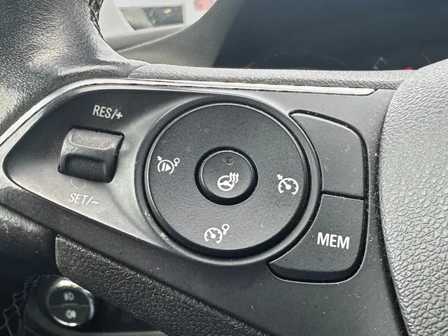 Opel Grandland X 1.2 Turbo Online Edition 2018 Benzine 9