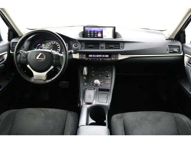 Lexus CT 200h Ultimate Edition 2021 Hybride Benzine 4