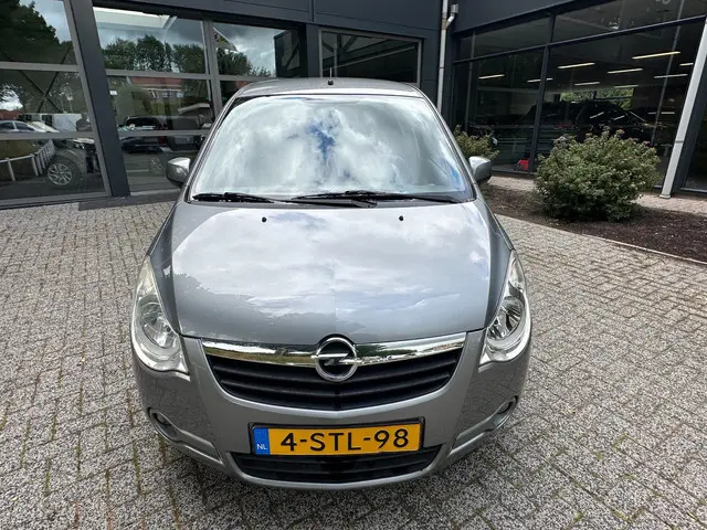 Opel Agila 1.0 Berlin airco 37000 km !!!!!!! 2013 Benzine 10