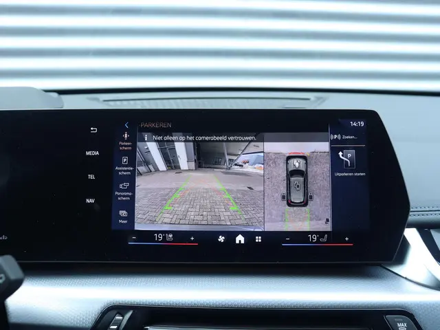 BMW X1 M35i 2024 Benzine 22