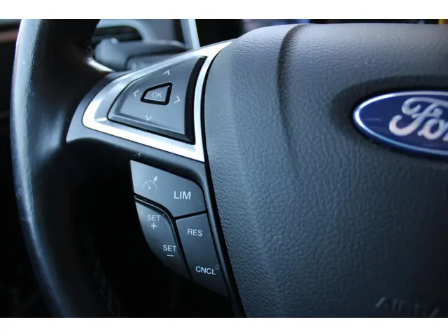 Ford Mondeo 2.0 IVCT HEV Titanium 2016 Hybride Benzine 11