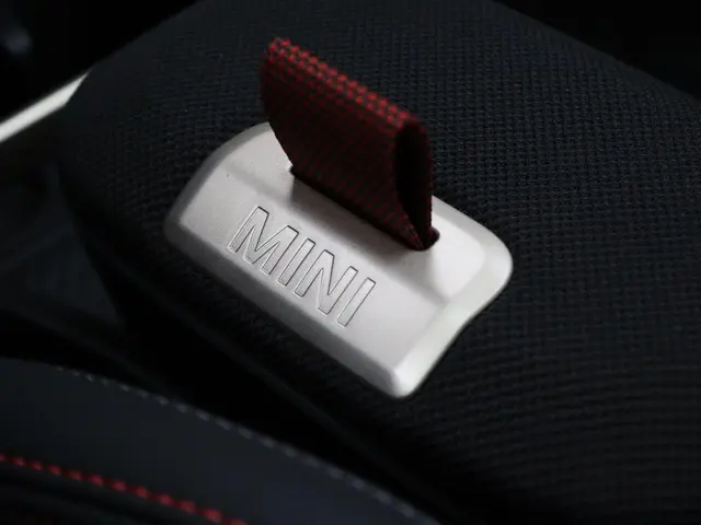 MINI 3-Deurs Cooper S 2024 Benzine 28