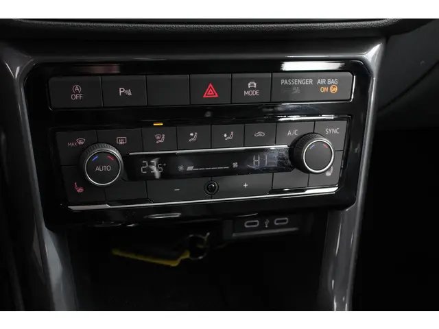 Volkswagen T-Cross 1.5 TSI DSG Style Team 2021 Benzine 17