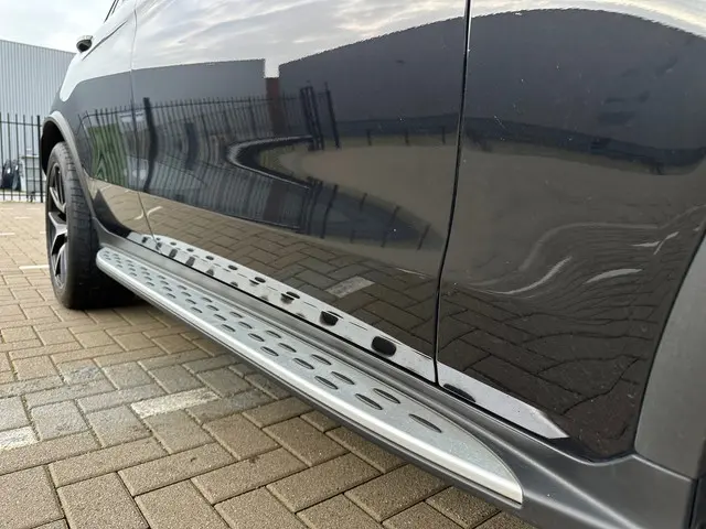 Mercedes-Benz GLC 300d 4MATIC AMG Pakket 2019 Diesel 19