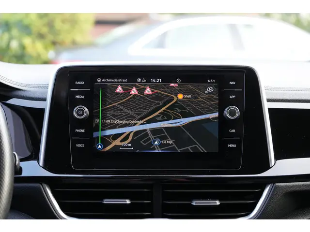 Volkswagen T-Roc 1.0 TSI 2023 Benzine 18