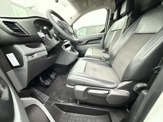 Toyota ProAce Compact 1.5 D-4D Cool Comfort 2021 Diesel 25