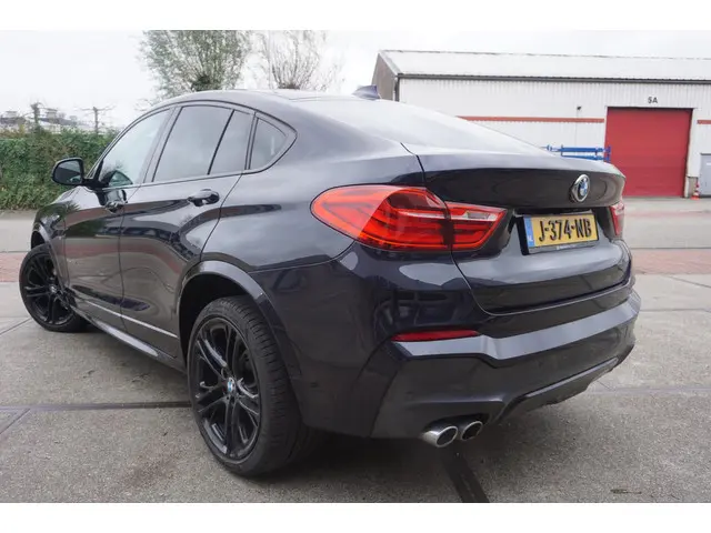 BMW X4 XDrive35d Centennial High Executive 2016 Diesel 36