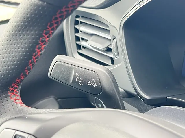 Ford Kuga 2.5 FHEV ST-Line 2025 Hybride Benzine 14