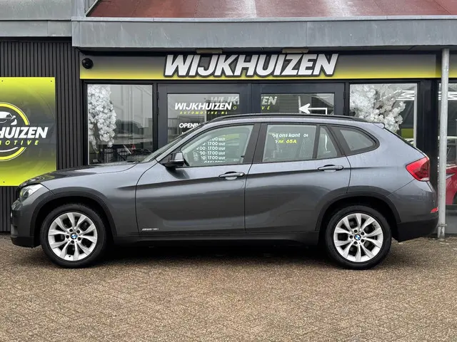 BMW X1 SDrive18i 2013 Benzine 7