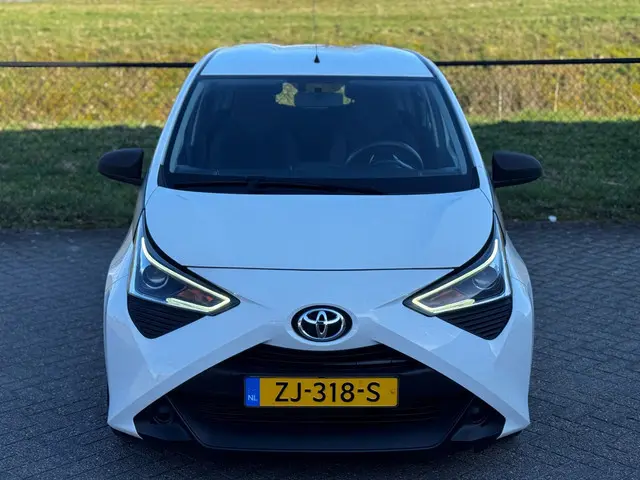 Toyota Aygo 1.0 VVT-i x-fun+Airco+Cruise+BT+NAP 2019 Benzine 8