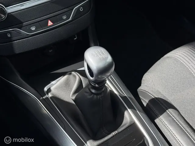 Peugeot 308 1.2|Pano|Carplay|Cruise 2017 Benzine 15