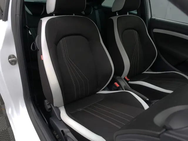 SEAT Ibiza SC 1.4 TSI Cupra 180PK Aut- 2013 Benzine 3