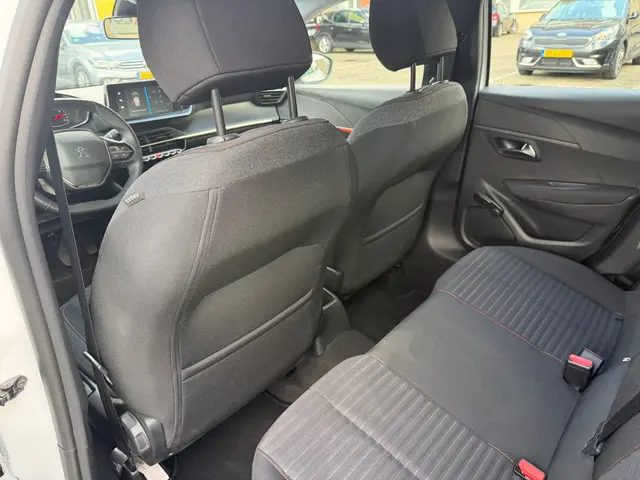 Peugeot 208 1.2 PureTech Active 2022 Benzine 25