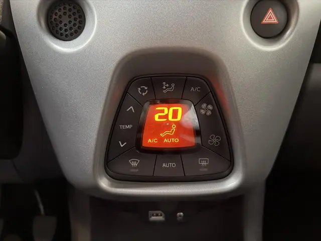 Toyota Aygo 1.0 VVT-i x-joy 2020 Benzine 21