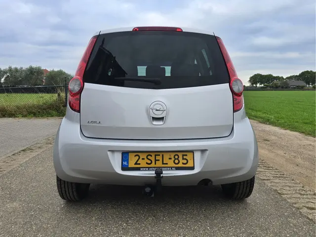 Opel Agila 1.2 Edition 2013 Benzine 5