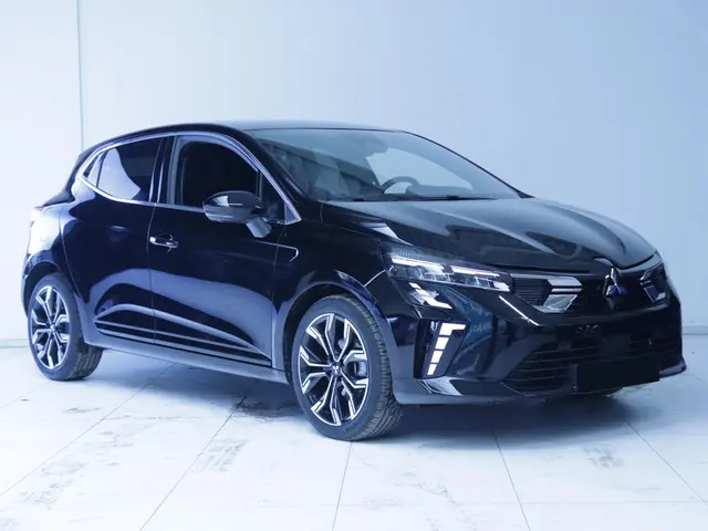 Mitsubishi Colt 1.0T MT Instyle 2025 Benzine 8