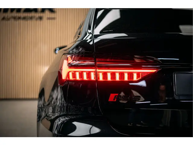 Audi RS6 RS 6 TFSI quattro 2022 Hybride Benzine 13