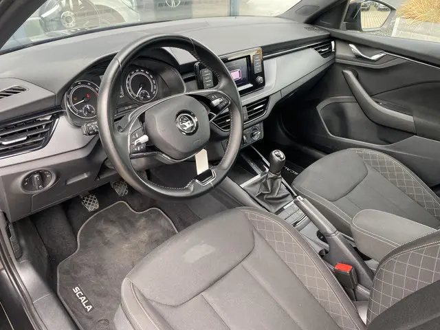Škoda Scala 1.0 TSI Online Edition 2022 Benzine 10
