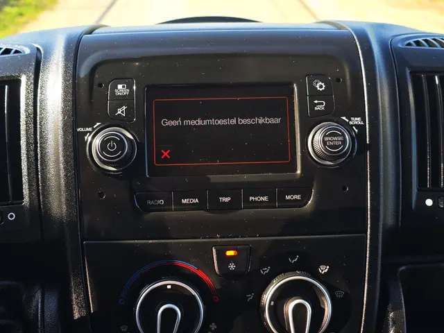 Peugeot Boxer 435 2.2 BlueHDi L4H3 2021 Diesel 28