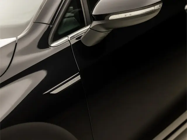 Volkswagen Golf 1.5 TSI Sport 2020 Benzine 32