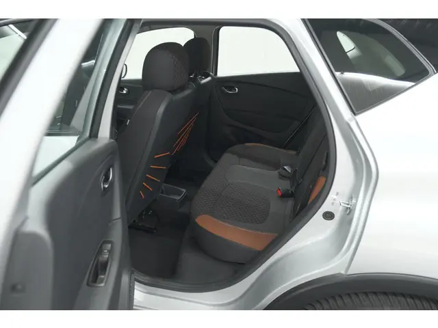 Renault Captur TCe 90 Intens 2018 Benzine 24