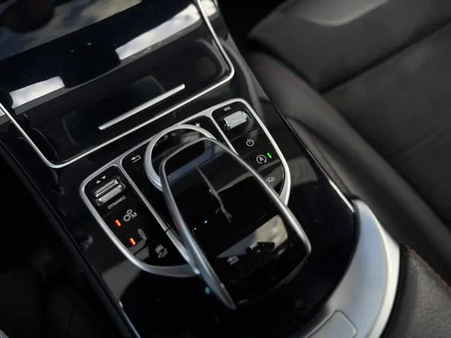 Mercedes-Benz GLC AMG 43 4MATIC 2017 Benzine 18