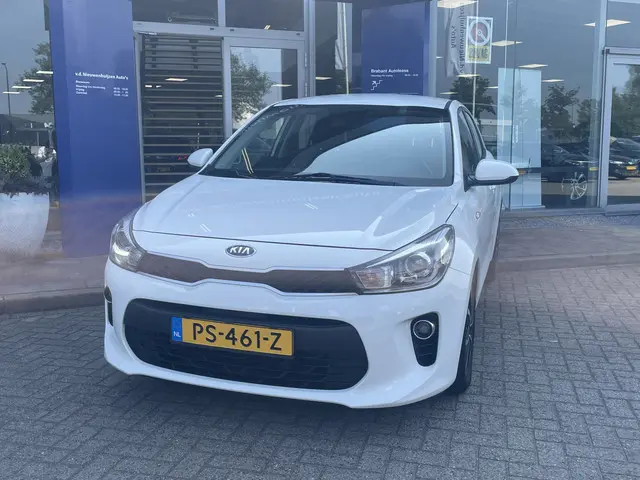 Kia Rio 1.0 TGDI ComfortPlusLine Navigator 2017 Benzine 2