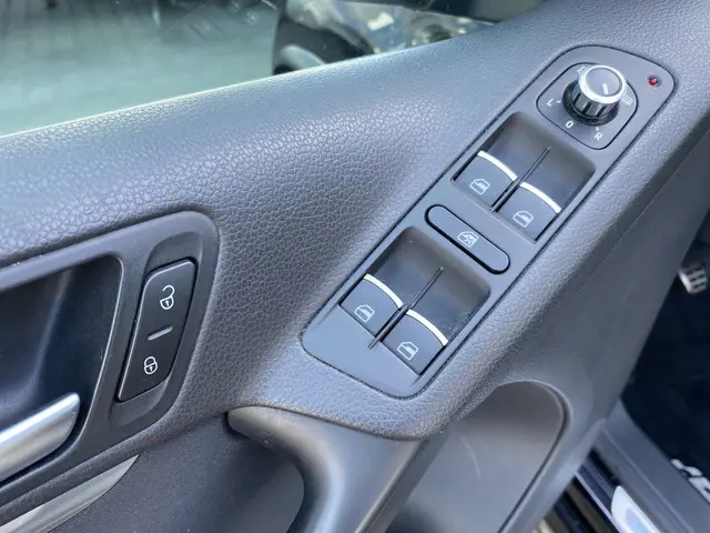 Volkswagen Tiguan 1.4 TSI R-Line Edition 2015 Benzine 19