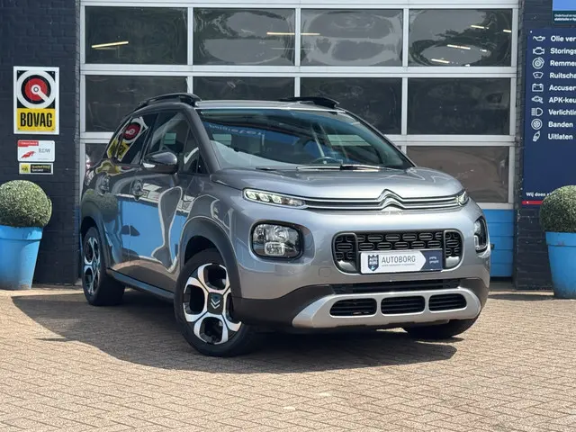 Citroën C3 Aircross 1.2 PureTech S&S Shine 2019 Benzine 35