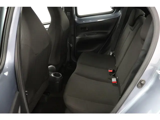 Toyota Aygo X 1.0 VVT-i S-CVT Play 2024 Benzine 18