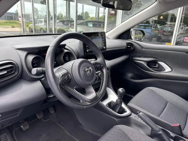 Toyota Yaris 1.5 VVT-i First Edition 2020 Benzine 7