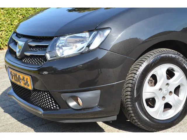 Dacia Logan MCV 0.9 TCe Prestige 2015 Benzine 25