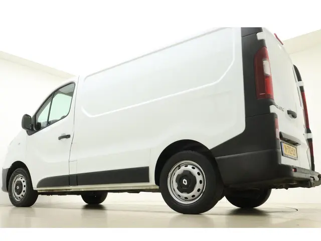 Renault Trafic 1.6 dCi T27 L1H1 Comfort 2018 Diesel 12