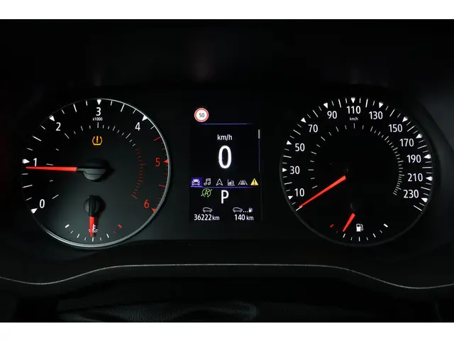 Renault Trafic 2.0 dCi 170 T29 L2H1 DC Luxe 2023 Diesel 17