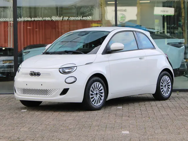 Fiat 500 RED 24 kWh 2025 Elektrisch 4