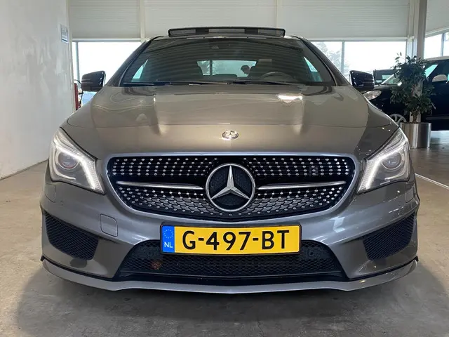 Mercedes-Benz CLA 200 AMG H.K Panor.dak 2014 Benzine 6