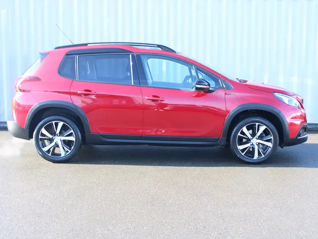 Peugeot 2008 1.2 PureTech GT-line 2017 Benzine 6
