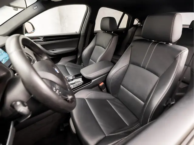 BMW X4 xDrive20i M Sport High Executive 2015 Benzine 14