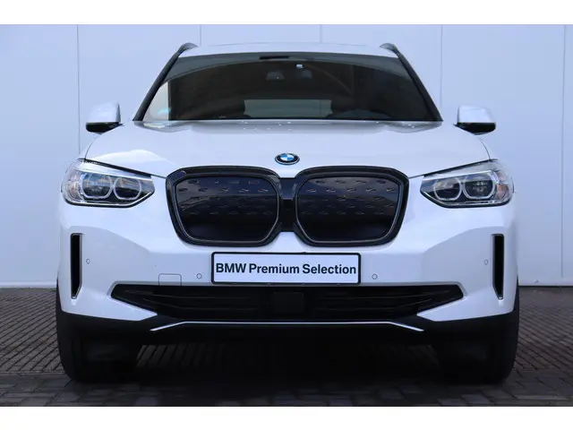 BMW iX3 Executive 80 kWh 2021 Elektrisch 2